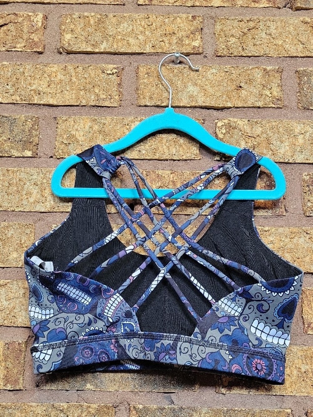 Constantly Varied Gear Sugar Skull Sports Bra Size Small - Picture 3 of 9